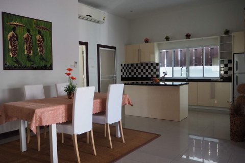 Casa de 3 dormitorios en Pattaya, Tailandia № 47444 - foto 3