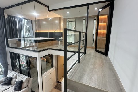 Studio in the Condo in Bang Phlat, Bangkok, Thailand  № 169429