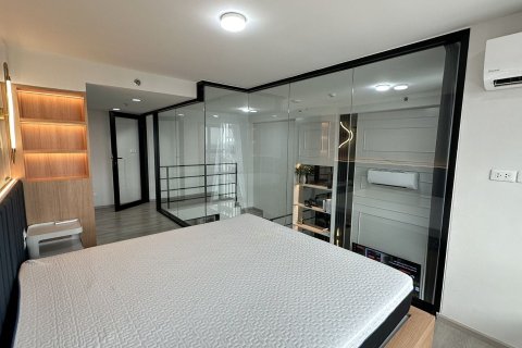 Studio in the Condo in Bang Phlat, Bangkok, Thailand  № 169429 - Foto 6