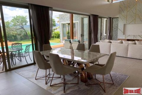Chalet de 3 dormitorios en Phuket, Tailandia № 203223 - foto 5