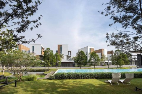 Casa de 4 dormitorios en Bangkok, Tailandia № 180474 - foto 13