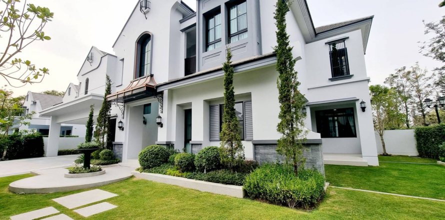 Casa de 5 dormitorios en Bangkok, Tailandia № 180476