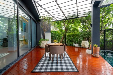 Casa de 4 dormitorios en Bangkok, Tailandia № 180475 - foto 6