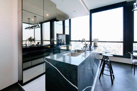 Ático de 3 dormitorios en Bangkok, Tailandia № 180471 - foto 12