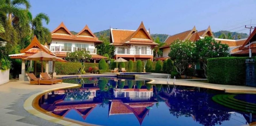 Villa à Phuket, Thaïlande 3 chambres № 170601