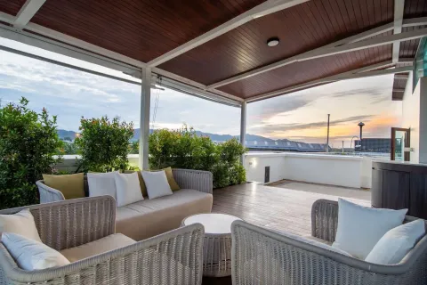 Penthouse in Phuket, Thailand 4 bedrooms № 170600 - photo 2