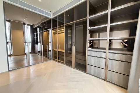 Condominio de 4 dormitorios en Sathon, Bangkok, Tailandia № 147033 - foto 13