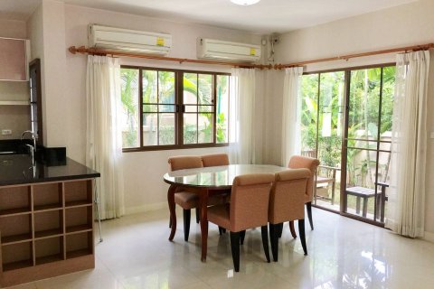 Casa de 4 dormitorios en Bang Na, Bangkok, Tailandia № 147034 - foto 3