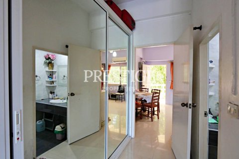 Estudio en el condominio en Pattaya, Tailandia № 209115 - foto 2