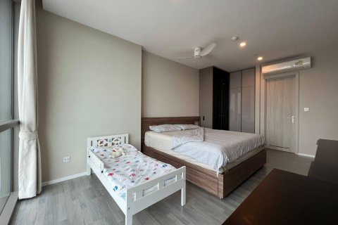 Condo à Bang Sue, Bangkok, Thaïlande, 2 chambres  № 138586 - photo 24