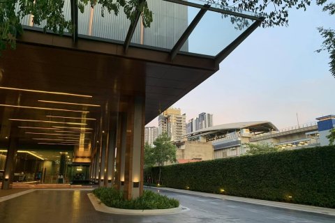 Condo à Bang Sue, Bangkok, Thaïlande, 2 chambres  № 138586 - photo 16