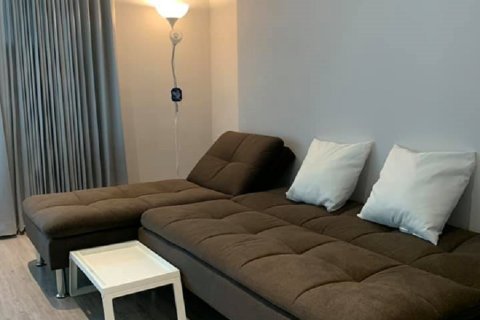 Condo à Watthana, Bangkok, Thaïlande, 2 chambres  № 200685 - photo 6