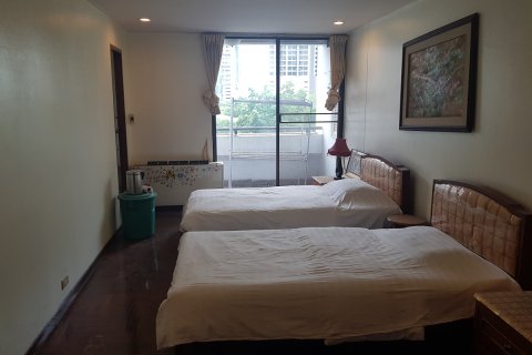 Eigentumswohnung in Watthana, Bangkok, Thailand, 3 Schlafzimmer № 200680 - Foto 2