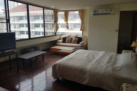 Eigentumswohnung in Watthana, Bangkok, Thailand, 3 Schlafzimmer № 200680 - Foto 7