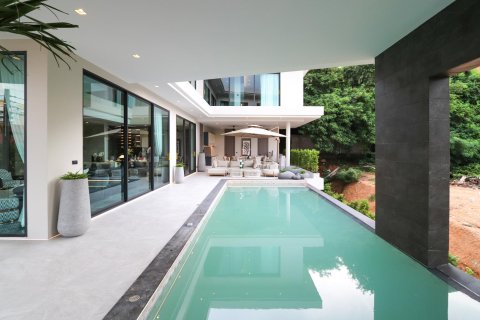 Chalet de 6 dormitorios en Pattaya, Tailandia № 155723 - foto 6