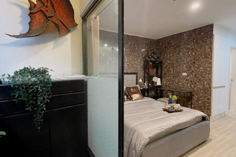 Estudio en el condominio en Bangkok, Tailandia № 206114 - foto 9