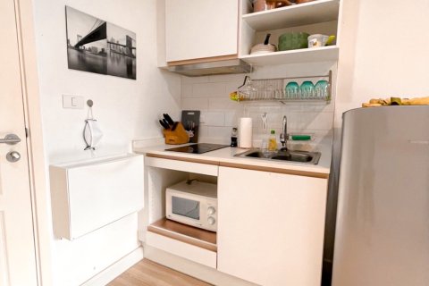 Estudio en el condominio en Bangkok, Tailandia № 206114 - foto 4