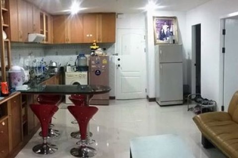 Condominio de 1 dormitorio en Bangkok, Tailandia № 206117 - foto 2