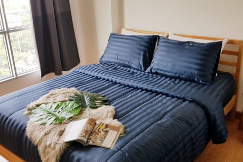 Condominio de 1 dormitorio en Bangkok, Tailandia № 206116 - foto 3