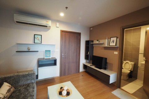 Estudio en el condominio en Bangkok, Tailandia № 206120 - foto 4