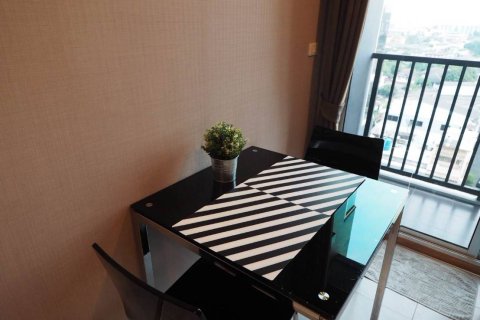 Estudio en el condominio en Bangkok, Tailandia № 206120 - foto 5