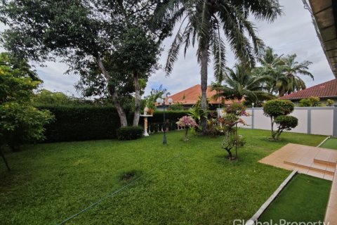 Casa de 3 dormitorios en Pattaya, Tailandia № 190913 - foto 7