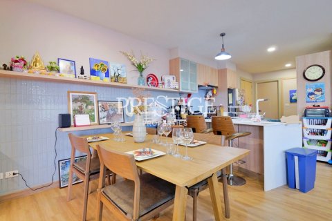 Condo in Pattaya, Thailand, 2 bedrooms № 198585 - photo 5