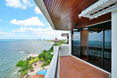 Condominio de 3 dormitorios en Pattaya, Tailandia № 198580