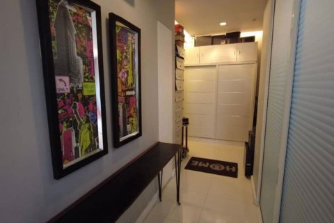 Condominio de 3 dormitorios en Watthana, Bangkok, Tailandia № 67806 - foto 8