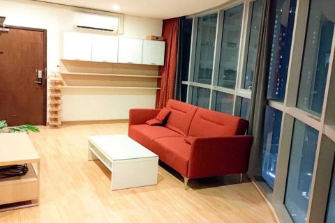 Studio dans le Condo à Watthana, Bangkok, Thaïlande  № 154661