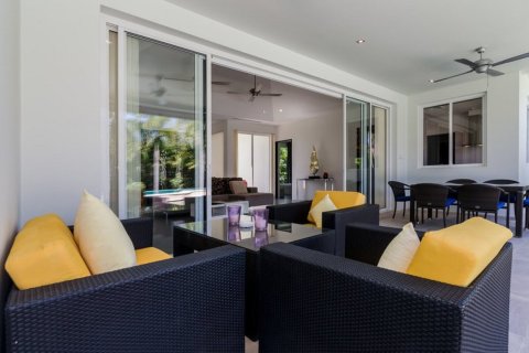 Casa de 3 dormitorios en Hua Hin, Tailandia № 180998 - foto 3