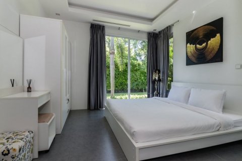 Casa de 3 dormitorios en Hua Hin, Tailandia № 180998 - foto 11