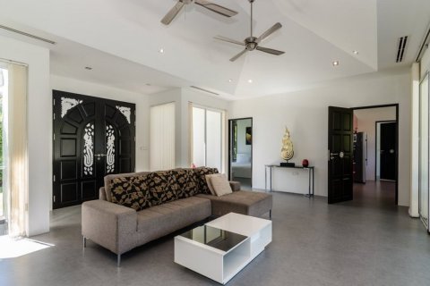 Casa de 3 dormitorios en Hua Hin, Tailandia № 180998 - foto 7
