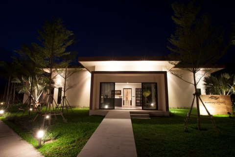 Casa de 3 dormitorios en Hua Hin, Tailandia № 180999 - foto 27
