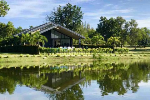 บ้านในอำเภอหัวหิน, ประเทศไทย 4 ห้องนอน № 181000
