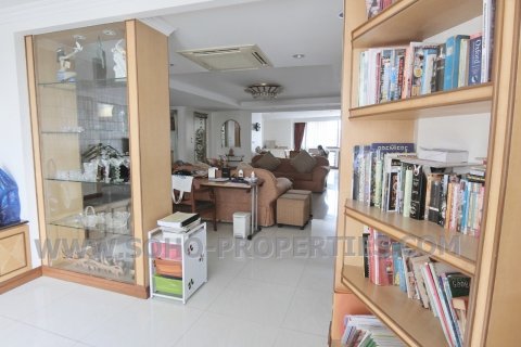 Eigentumswohnung in Bangkok, Thailand, 3 Schlafzimmer  № 143911 - Foto 4