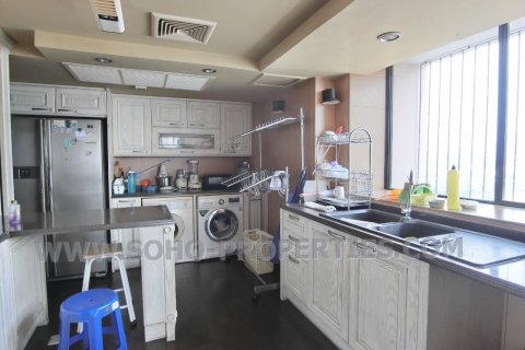 Eigentumswohnung in Bangkok, Thailand, 3 Schlafzimmer  № 143911 - Foto 18