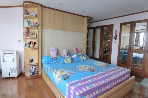 Eigentumswohnung in Bangkok, Thailand, 3 Schlafzimmer  № 143911 - Foto 8