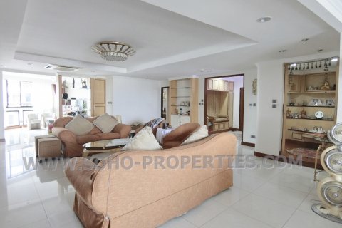 Eigentumswohnung in Bangkok, Thailand, 3 Schlafzimmer  № 143911 - Foto 3