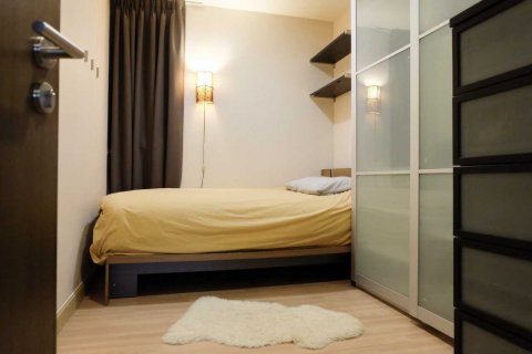 Condominio de 2 dormitorios en Phra Khanong, Bangkok, Tailandia № 143913 - foto 5