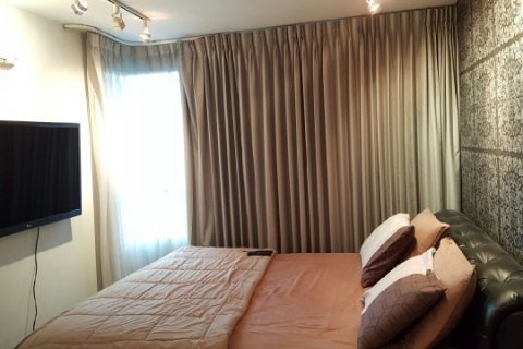 Condominio de 1 dormitorio en Bangkok, Tailandia № 143914 - foto 4