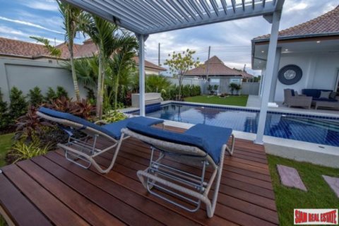 Casa de 3 dormitorios en Hua Hin, Tailandia № 193849 - foto 3