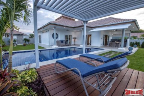 Casa de 3 dormitorios en Hua Hin, Tailandia № 193849 - foto 5