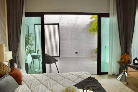 Chalet de 4 dormitorios en Bang Lamung, Tailandia № 170043 - foto 6