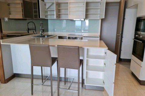 Condominio de 4 dormitorios en Bangkok, Tailandia № 173016 - foto 5