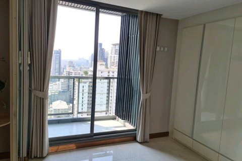 Condominio de 4 dormitorios en Bangkok, Tailandia № 173016 - foto 8