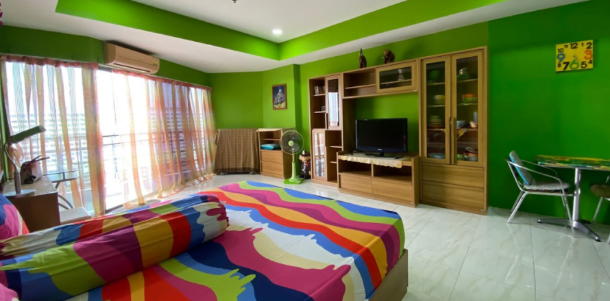 Estudio en el condominio en Pattaya, Tailandia № 205355