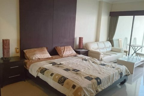 Studio dans le Condo à Pattaya, Thaïlande  № 205356
