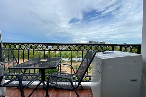 Condominio de 2 dormitorios en Pattaya, Tailandia № 205353 - foto 11