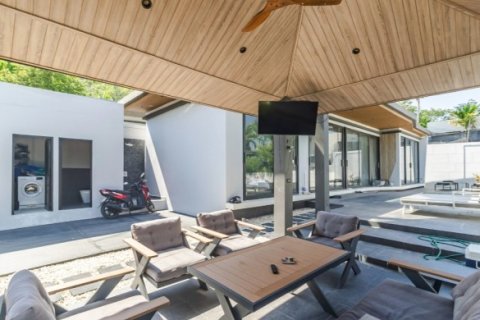 Chalet de 2 dormitorios en Naithon Beach, Tailandia № 191209 - foto 14